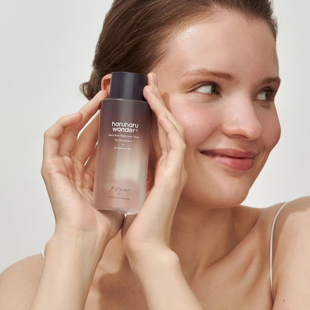 Haruharu Wonder Black Rice Hyaluronic Toner Unscented lightweight watery texture for hydrated skin