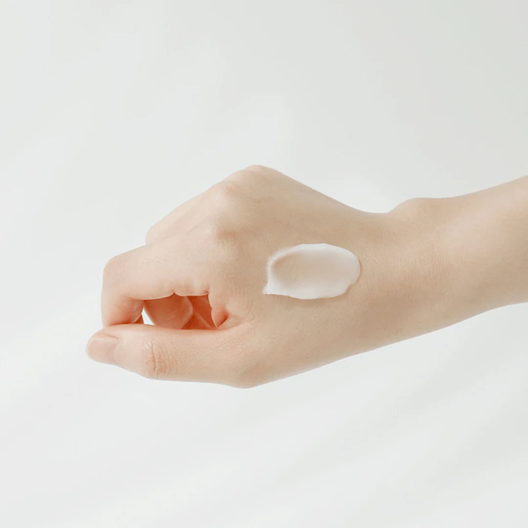 Beauty of Joseon Apricot Blossom Peeling Gel texture – gentle Korean exfoliating gel for smooth and radiant skin.